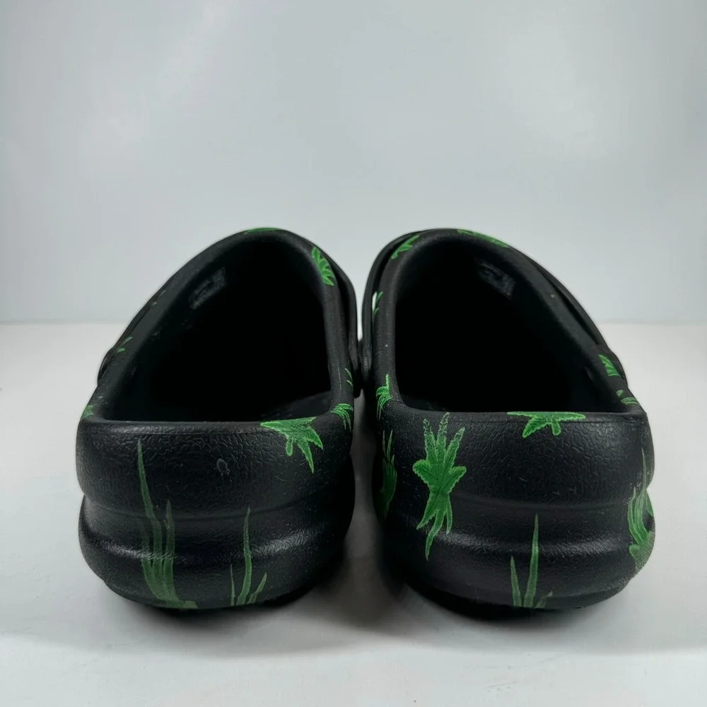 Crocs Bistro 420 Hemp Leaf Men's US 13 Black/Green Slip-Resistant Work Clogs